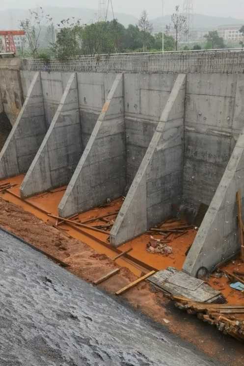 南京玄武区锚杆式挡土墙